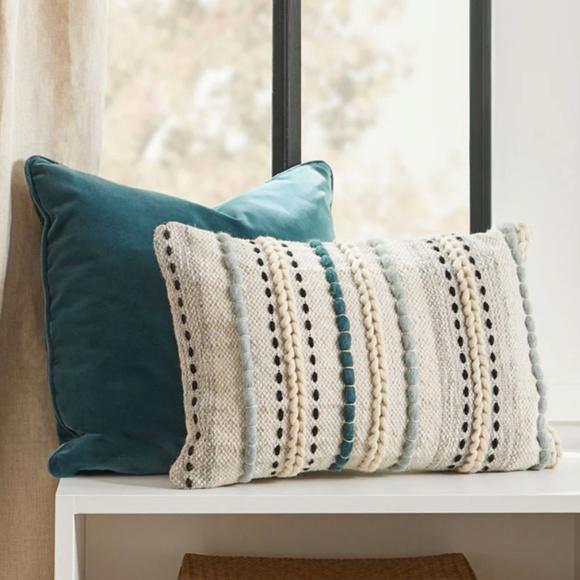 ARTICLE PILLOWS - Picture 1 of 10
